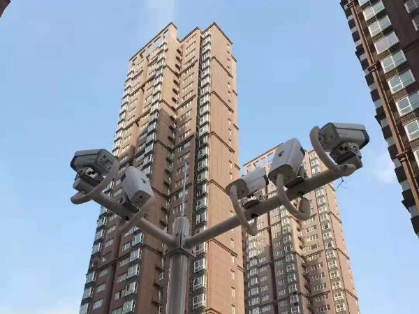 安裝高空拋物智能監(jiān)控系統(tǒng)，來提高每位居民的責(zé)任心