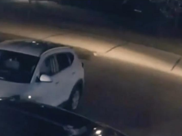 車載視頻監(jiān)控系統(tǒng)記錄下的一幕，讓人驚訝
